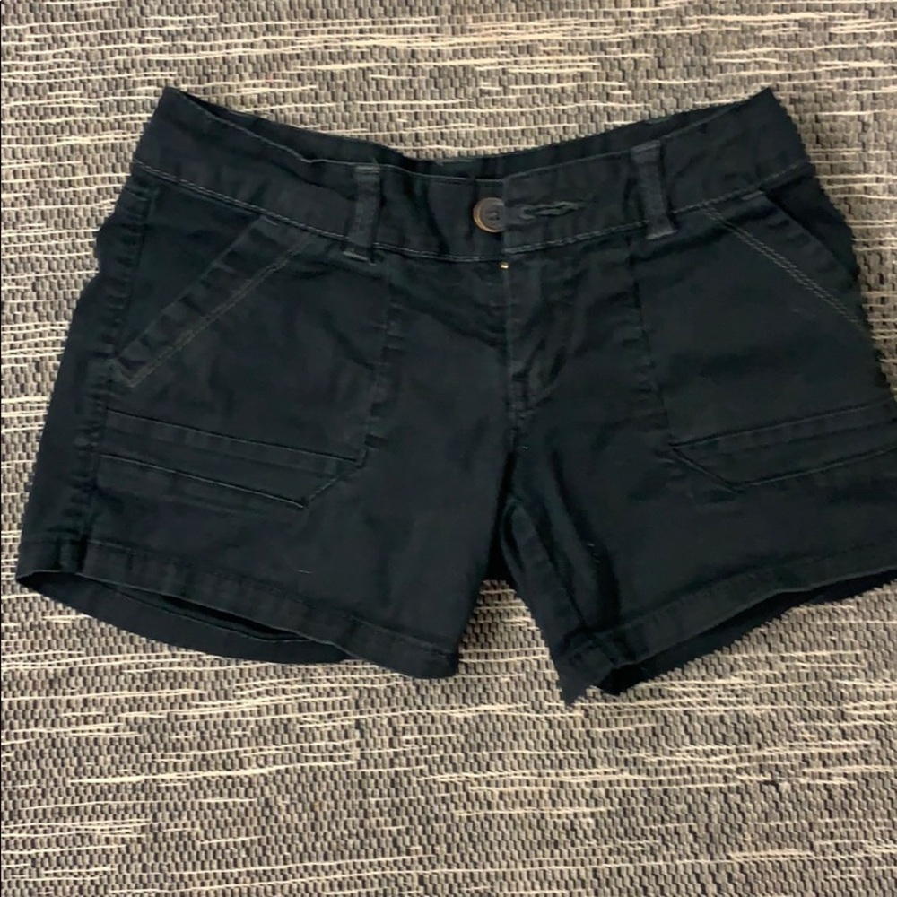 Black short